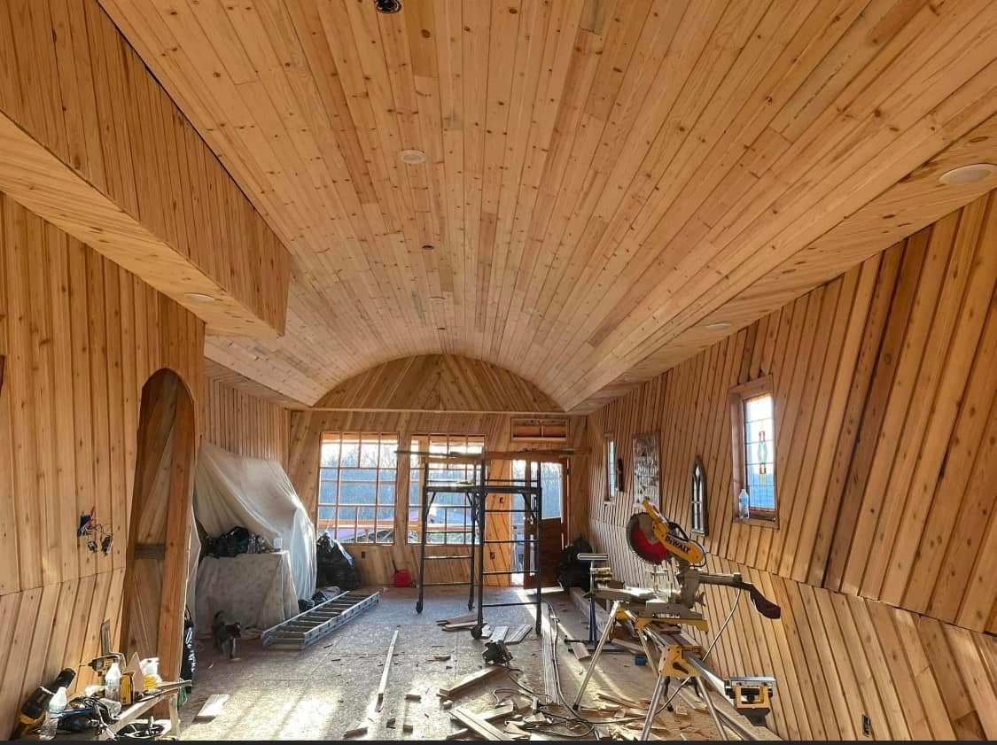 Estructura y paneles de madera